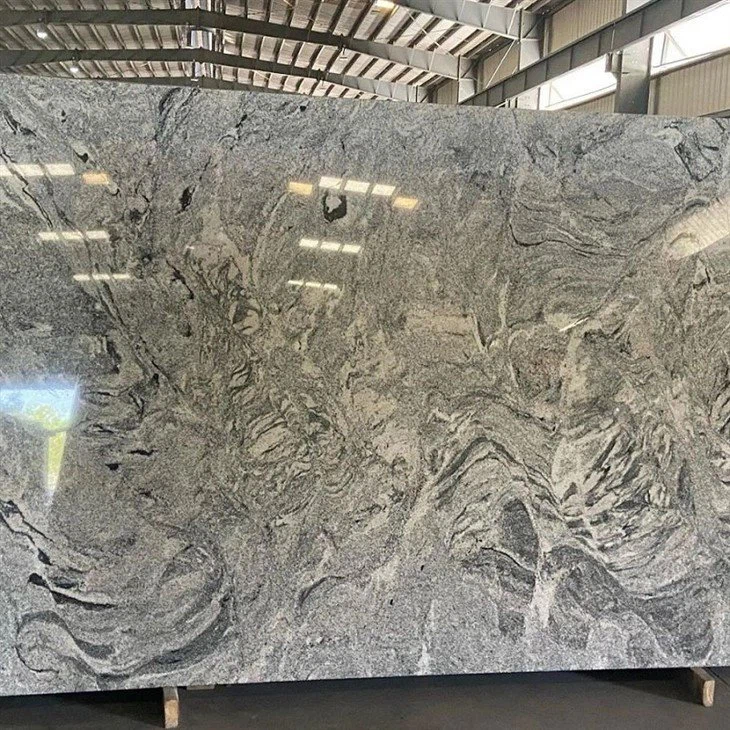 Viscount-White-Granite-Slab-for-Wall-Countertop-Island.webp (4)(001)